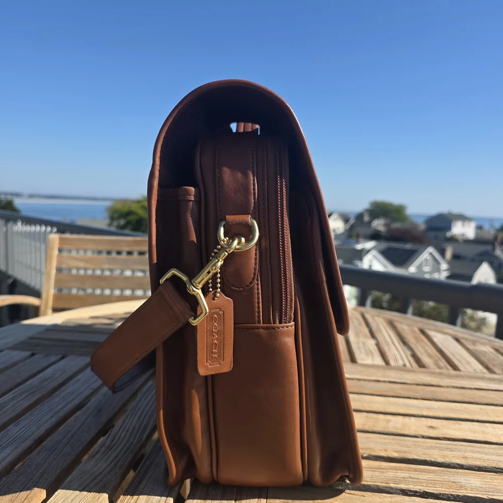 NEW, Vintage Coach, Organizer Brief - Picture 9 of 16